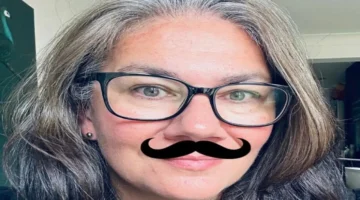 تحيز «لينكدإن» للرجال يدفع عشرات النساء لتغيير خانة النوع في ملفاتهن الشخصية 1